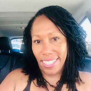 Meet your Posher, Shalivia